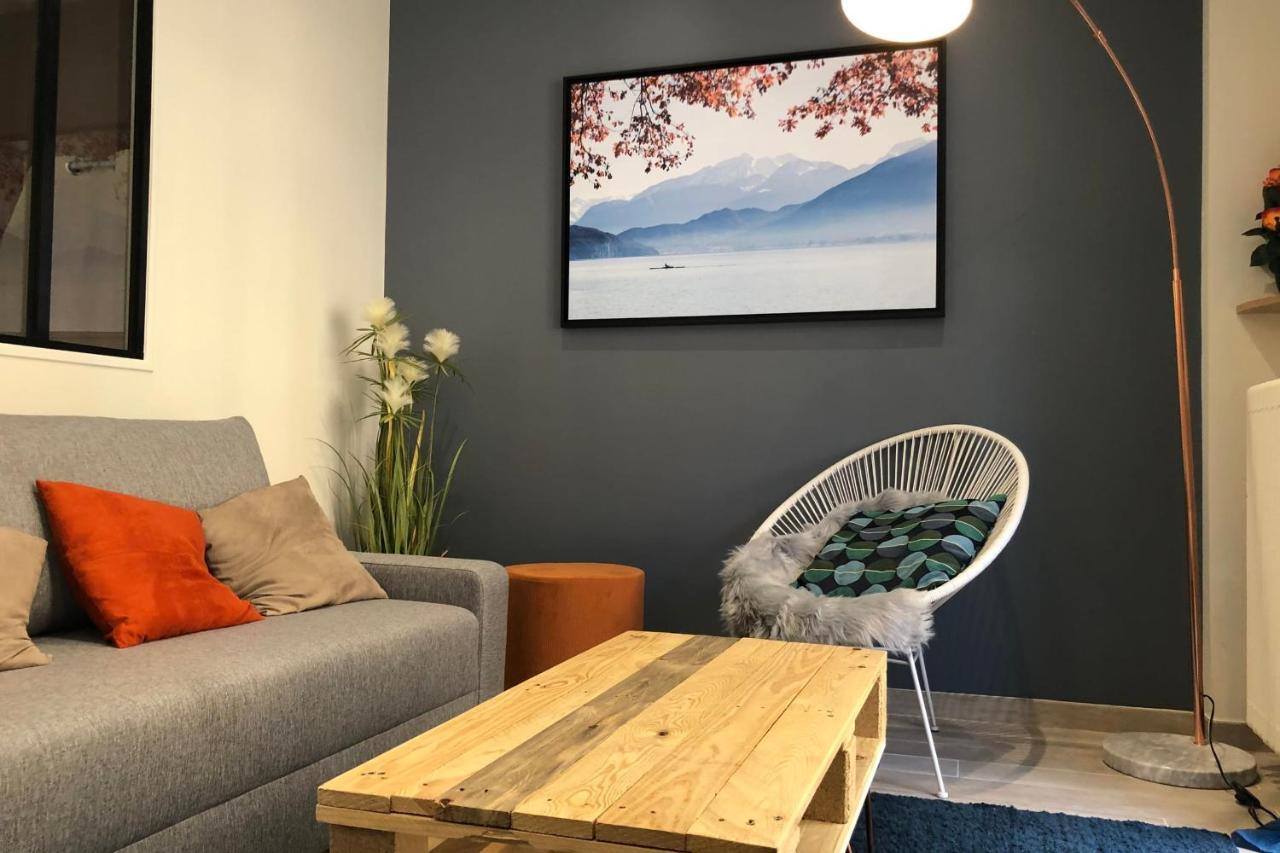 Modern Apartment 1Room Canal Terrace Lake 400M آنسي المظهر الخارجي الصورة