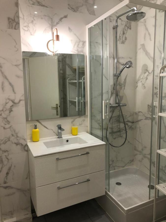 Modern Apartment 1Room Canal Terrace Lake 400M آنسي المظهر الخارجي الصورة